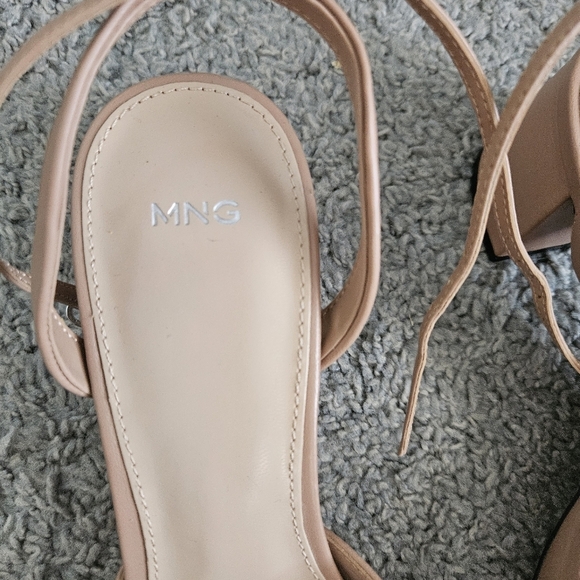 Mango Bow Tie Nude Block Heel Shoes Size 41/10 - Picture 3 of 6